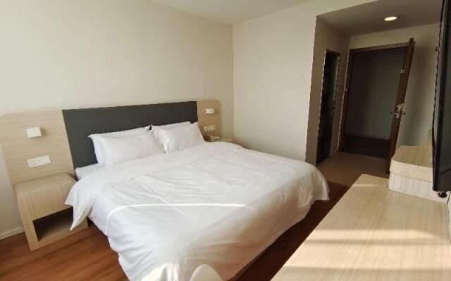 Hanting Hotel Shanghai South Railway Station Luoxiang Road Branch