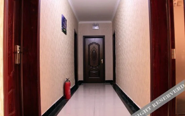 Xinji Express Inn
