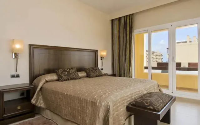 Apartamentos Serena Golf