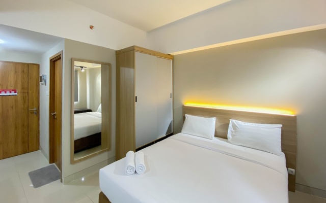 Homey and Well Furnished Studio LRT City Jatibening Apartment – Guest Rooms – Bekasi
