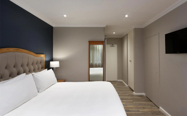 Premier Express Inn George
