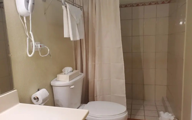 Rolson Hotel