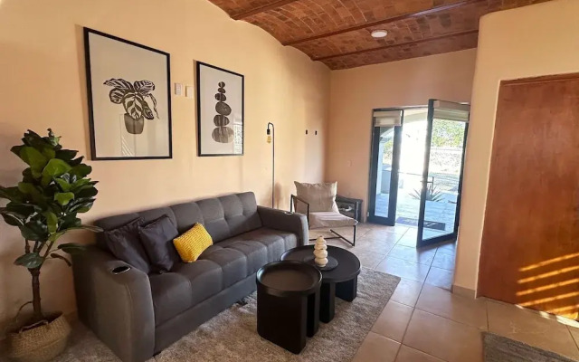 Studio With Salt Water Pool