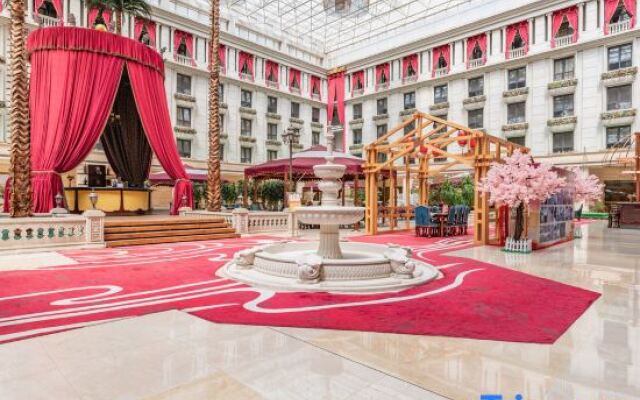 Zhongjia Palace Hot Spring Hotel