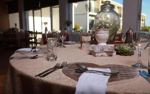 Wilderness Beach Hotel