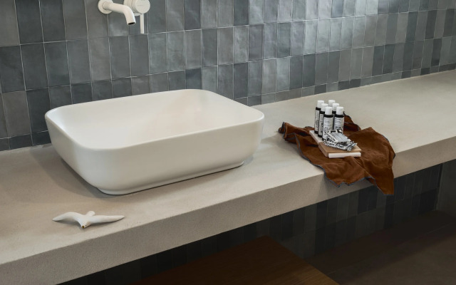 Apeiron Blue Santorini - Sustainable Adults Only 14+