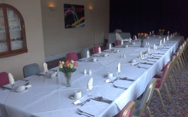 The Dodington Lodge Hotel