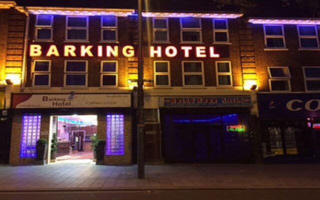 Barking Hotel