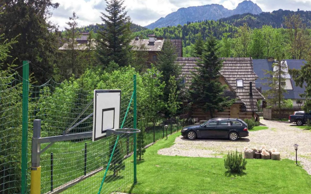 Tatra House Residence