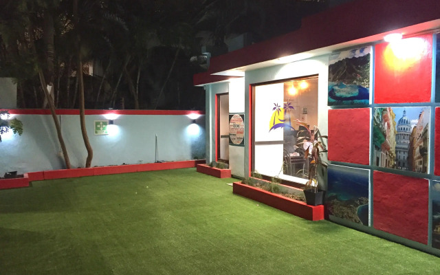 Tropical Caribbean Hostel