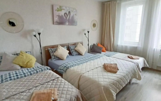 Апартаменты на проспекте Защитников Москвы, 7 к2