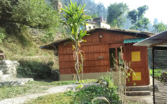 Rishikesh Valley Hotel