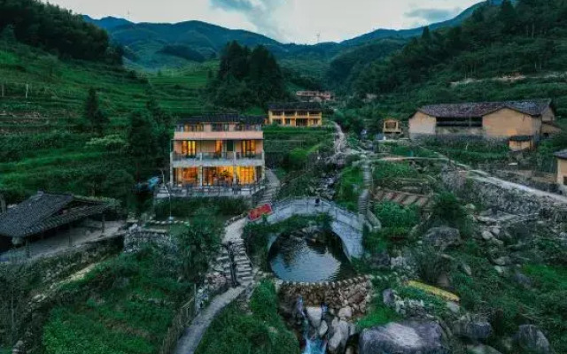 Yungu Shanfang Hostel