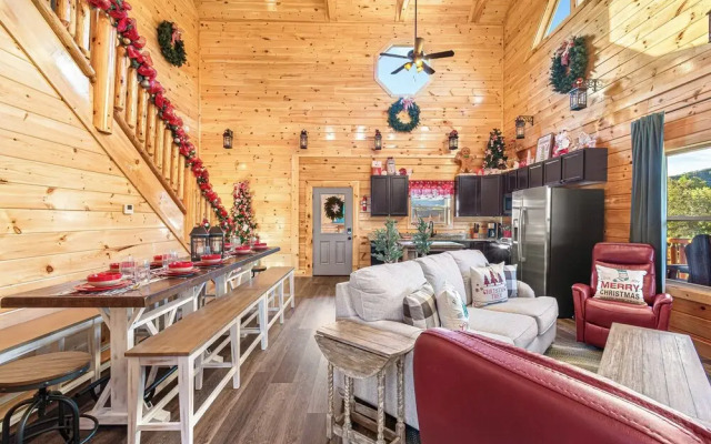 XmasCabins by SmokyStays - Christmas Themed Year Round
