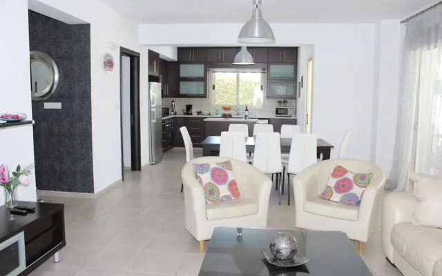 Avrora Villa PV