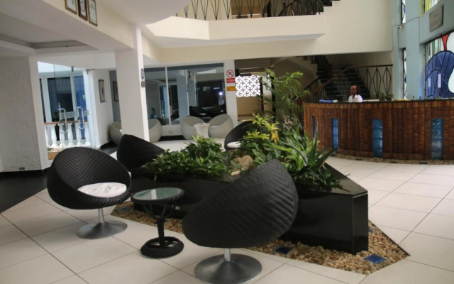 Modern Beachfront Studio Apartment B44