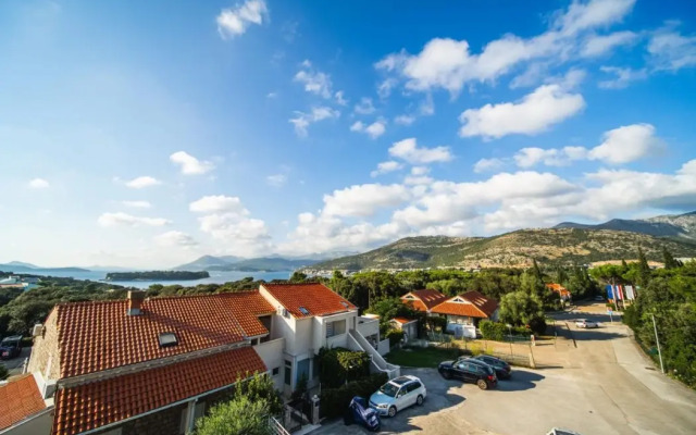 Pervanovo Apartments