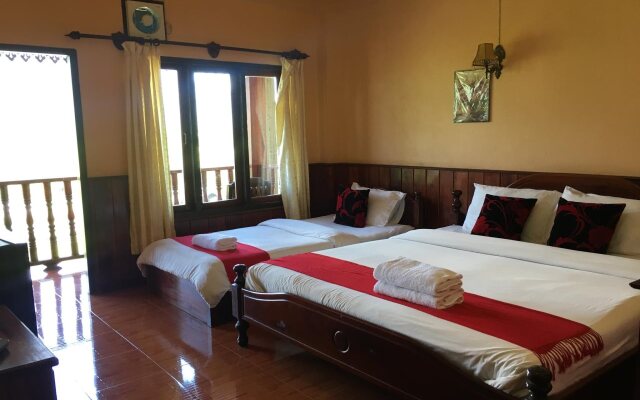 Mountain Riverview Guesthouse