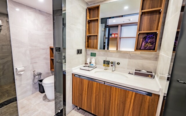 Shining Star Health Apartment Hotel