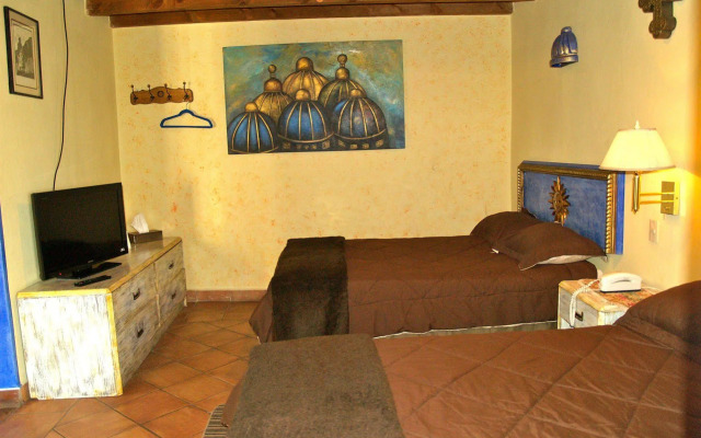 Hotel Ana Catalina & Suites