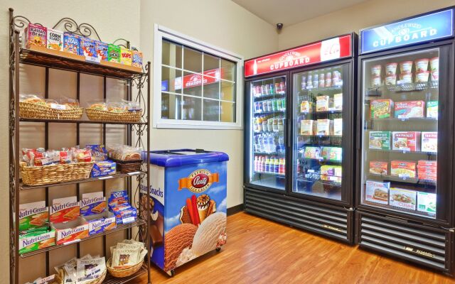 Candlewood Suites Bowling Green by IHG