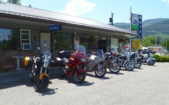 Lakeview Motel