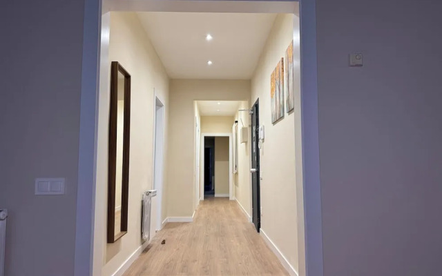 Anais Apartments by gaiarooms