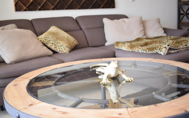 Altos La Quinta Apartment