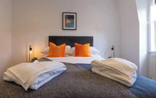 Brighton/2bedroomflat/modern/tv/wifi