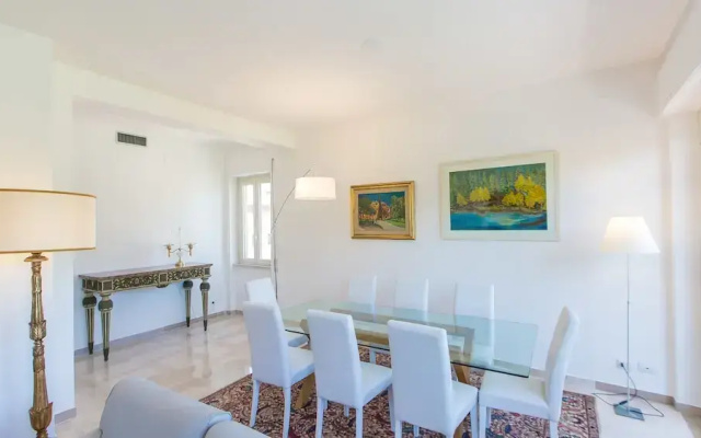 Rental In Rome Colosseum View Luxury Apartment