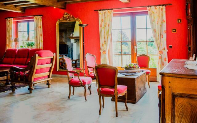 Appealing villa in Bièvre with garden