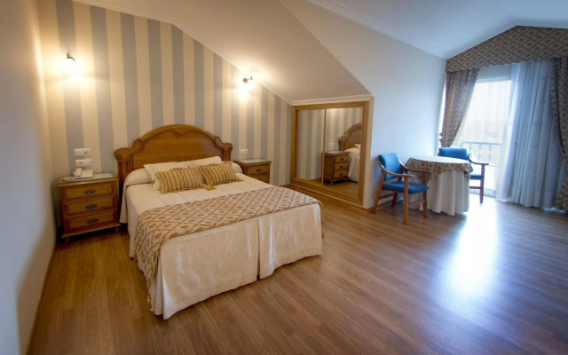 Hotel Alpina