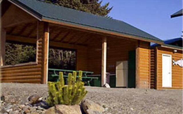 A Fisherman's Resort - RV & Cabins