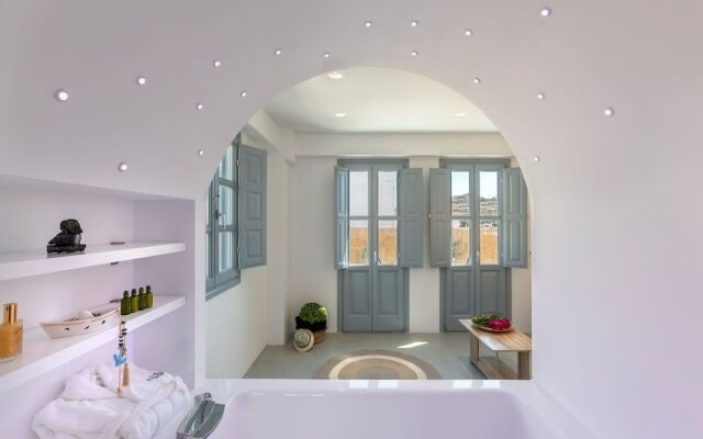 BlackStone Luxury Suites