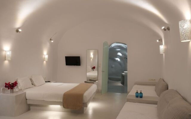 Santorini Spirit