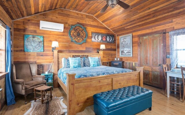 Hollmig Moon View 1 Bedroom Cabin by Redawning