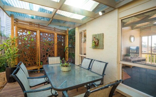 Pelican Lake Holiday House