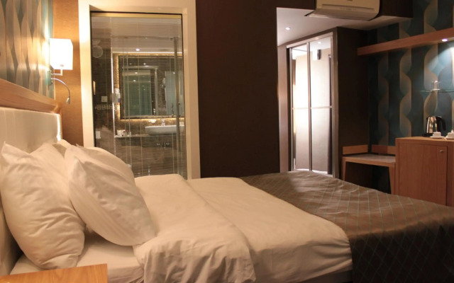 Akol Hotel