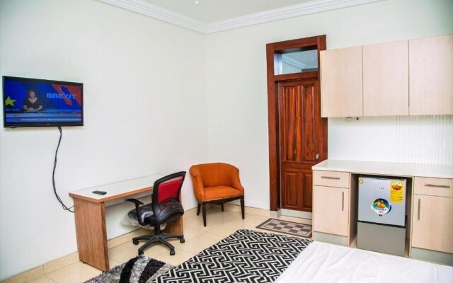 Zircon Hotel Gh