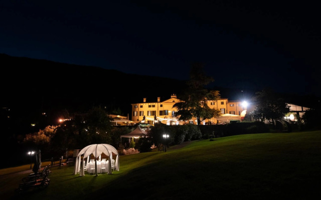 Hotel Villa Cariola