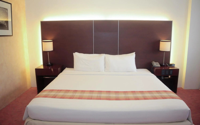 Casablanca Suites Near Airport