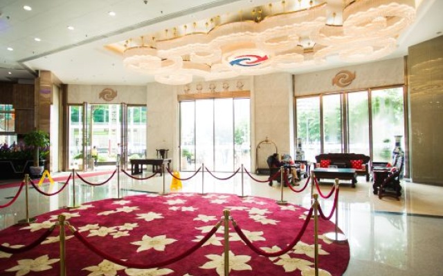 Vienna Hotel Shenzhen Lo Wu Control Point