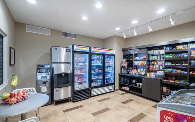 Candlewood Suites Auburn by IHG
