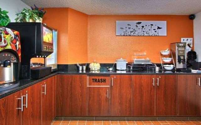 Sleep Inn DeWitt - Lansing North