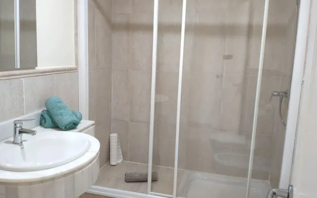 2 Bedroom 2 Bedroom Apartment With Swimming Pool