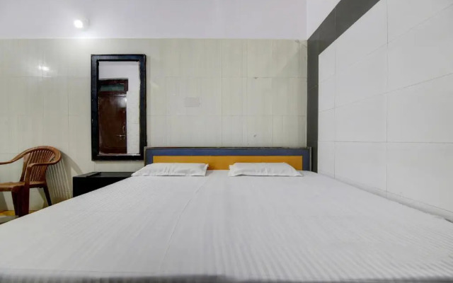 Mis Fila  by OYO Rooms