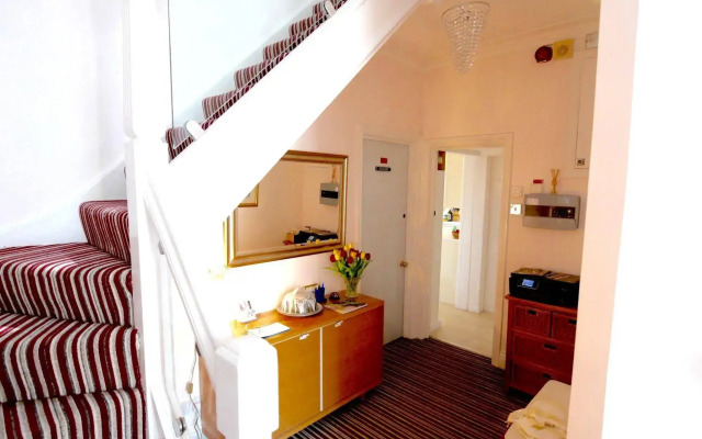 Stour Lodge Guest House