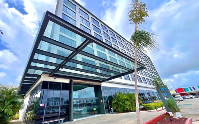 Hampton Inn by Hilton Cancun Cumbres