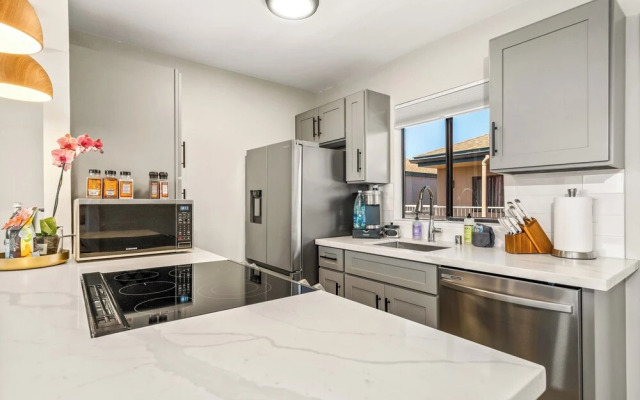 Centrally Located Elegant Vistas