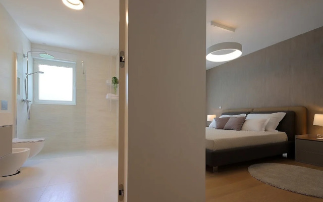 Designed Apartment with Swimming Pool